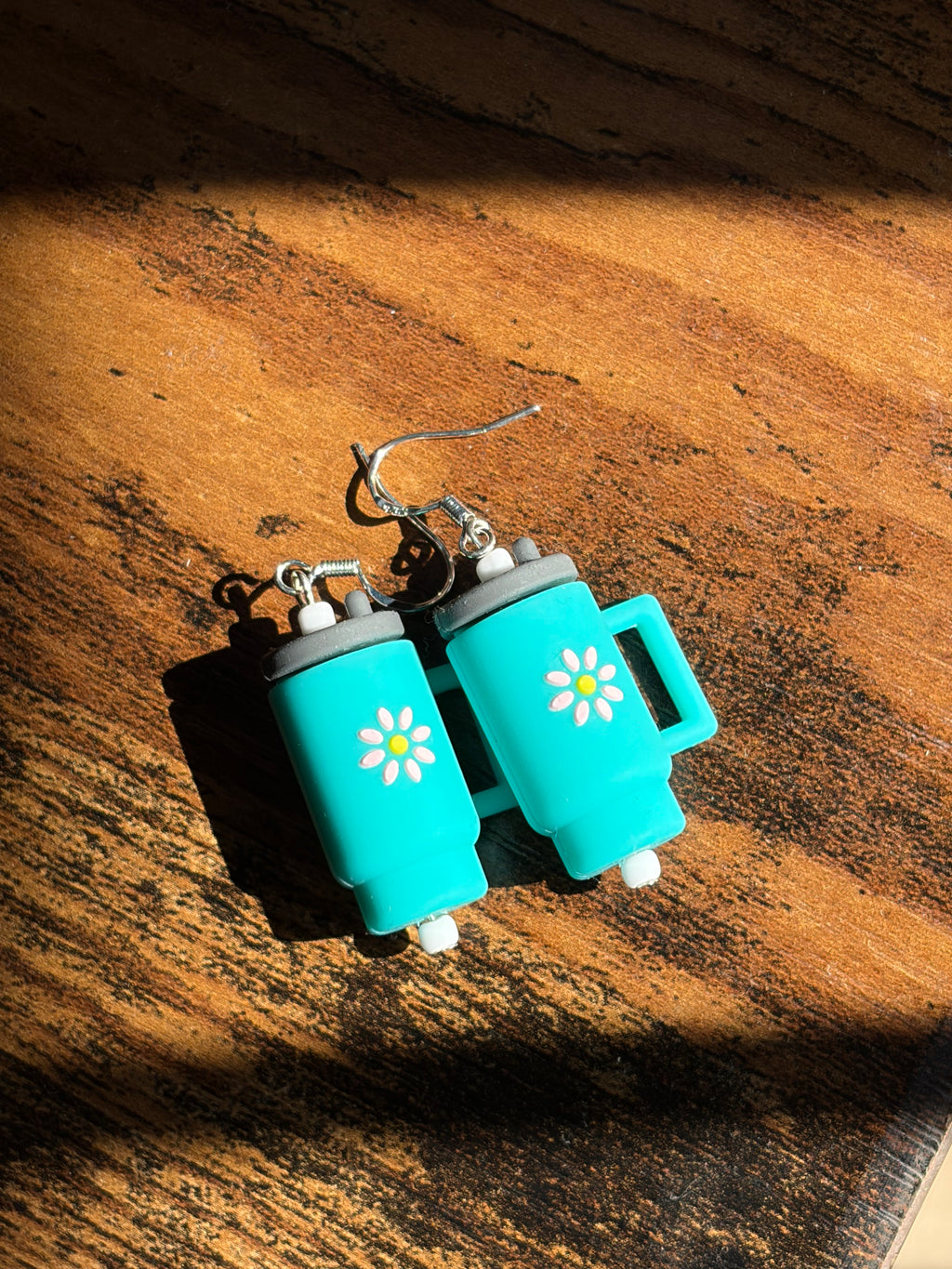 ✨ Daisy Tumbler Earrings – Cute, Lightweight & Made to Brighten Your Day