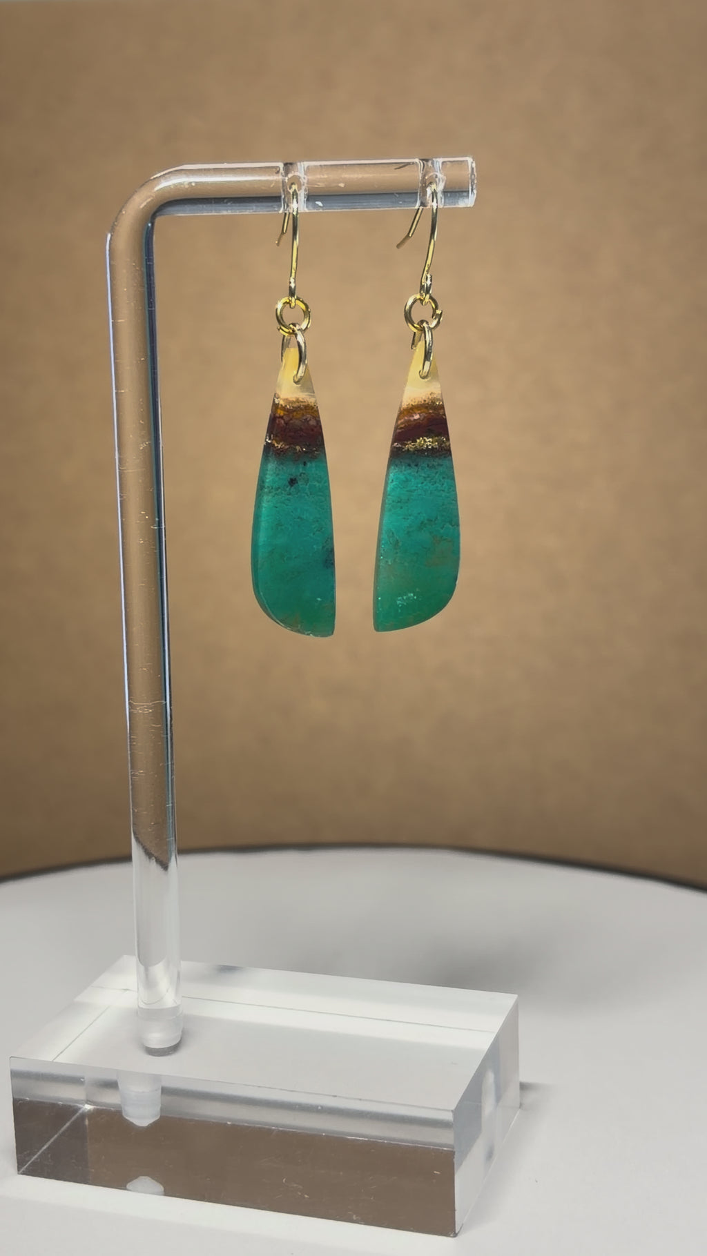 💎 Tidal Glow Drop Earrings