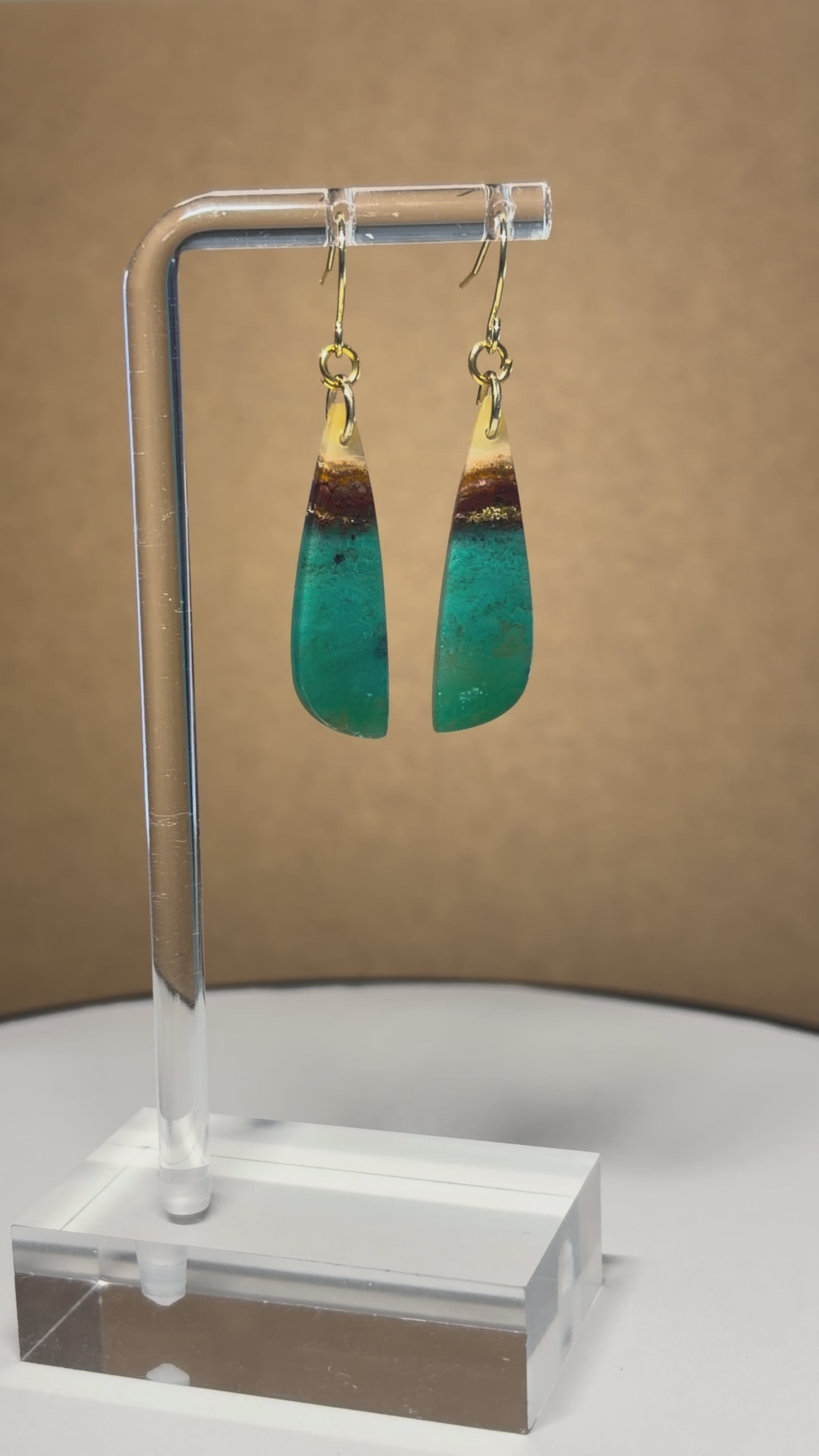💎 Tidal Glow Drop Earrings